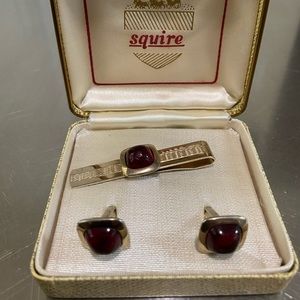Vintage SQUIRE  Cufflinks & TIE Clip
